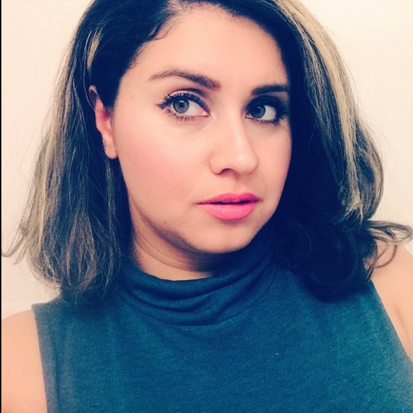 Meet your Posher, Anabelle - Picture 5 of 6